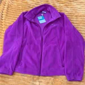 XL Women’s Benton Springs Full Zip Columbia coat or jacket. Violet color